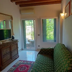 Beatiful Modern Flat Centre With Private Lounge Area Relax Venezia